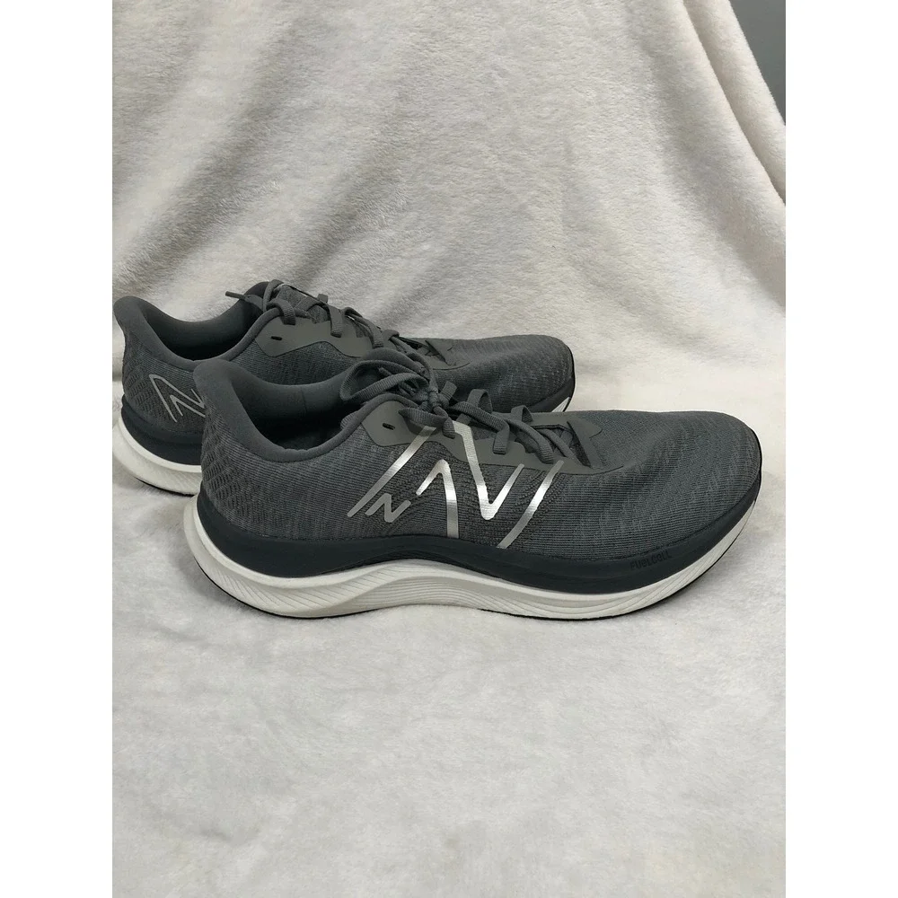 New Balance FuelCell Propel v4 Running Shoes Mens 10 Grey Wide 2E MFCPRCG4